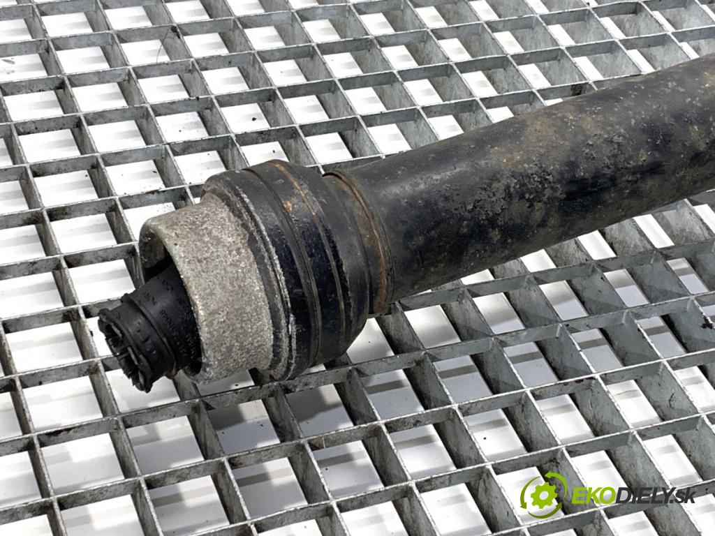 AUDI A4 B8 Kombi 2011 125 kW 2.0 TDI quattro 1968 kardaň hřídel hnací zadní část 8K0521101E (Kardanový hřídel)