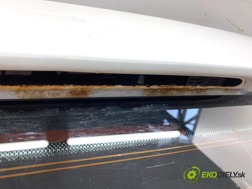 AUDI A4 B8 Kombi 2011 125 kW 2.0 TDI quattro 1968 kapota zad LS9R