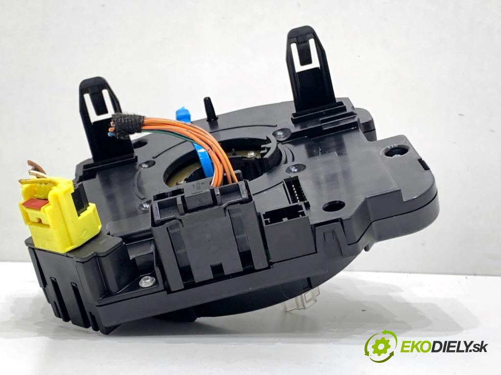 AUDI A4 B8 Kombi 2011 125 kW 2.0 TDI quattro 1968 Krúžok, slimák airbag 8R0953568K (Airbag)