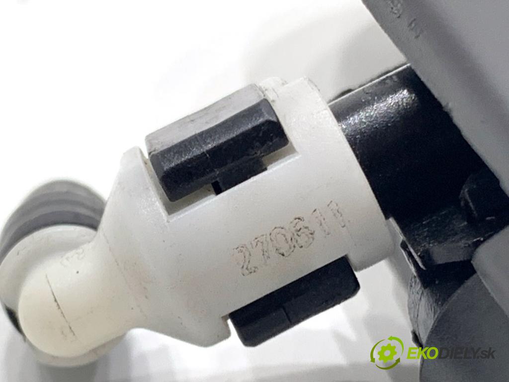 AUDI A4 B8 Kombi 2011 125 kW 2.0 TDI quattro 1968 ostrekovač ostrekovačov 8E0973202