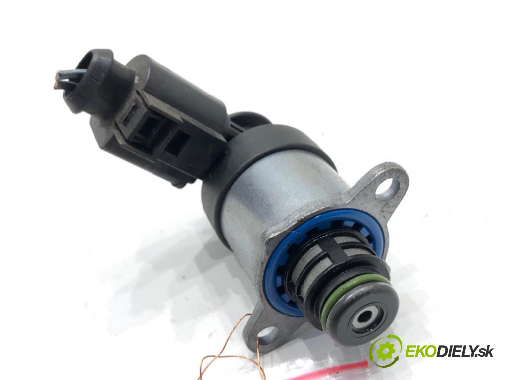 AUDI A4 B8 Kombi 2011 125 kW 2.0 TDI quattro 1968 Regulátor tlaku paliva 0928400768 (Palivový systém ostatné)