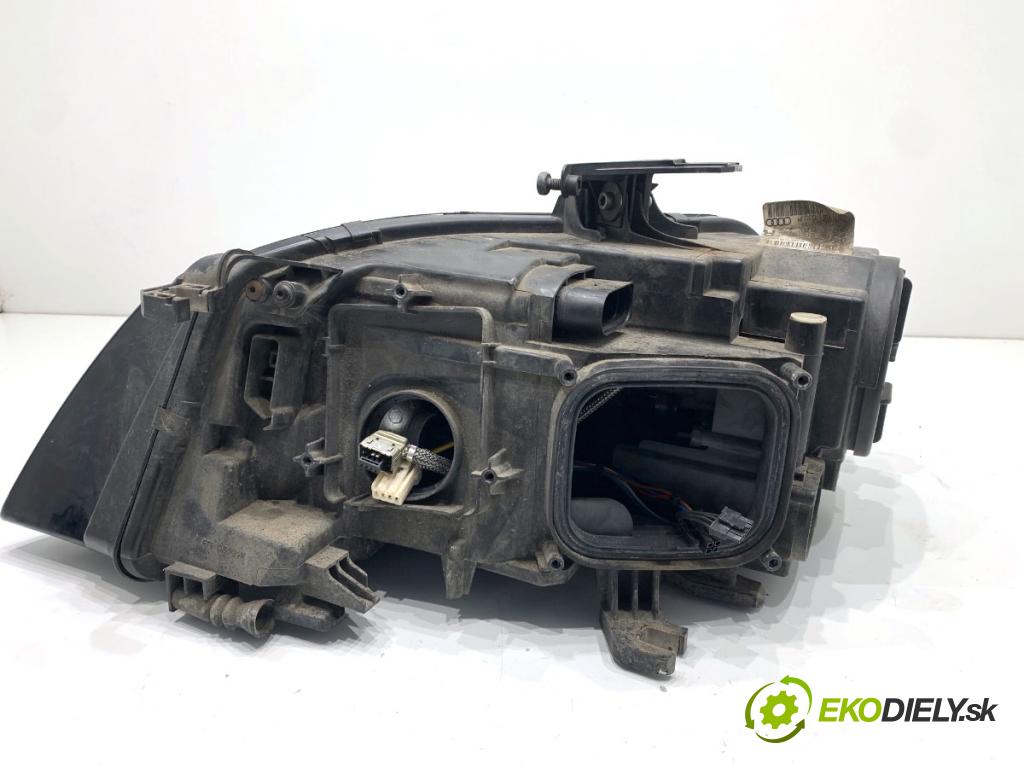 AUDI A4 B8 Kombi 2011 125 kW 2.0 TDI quattro 1968 Svetlomet pravy predný XENON LED 8K0941030P