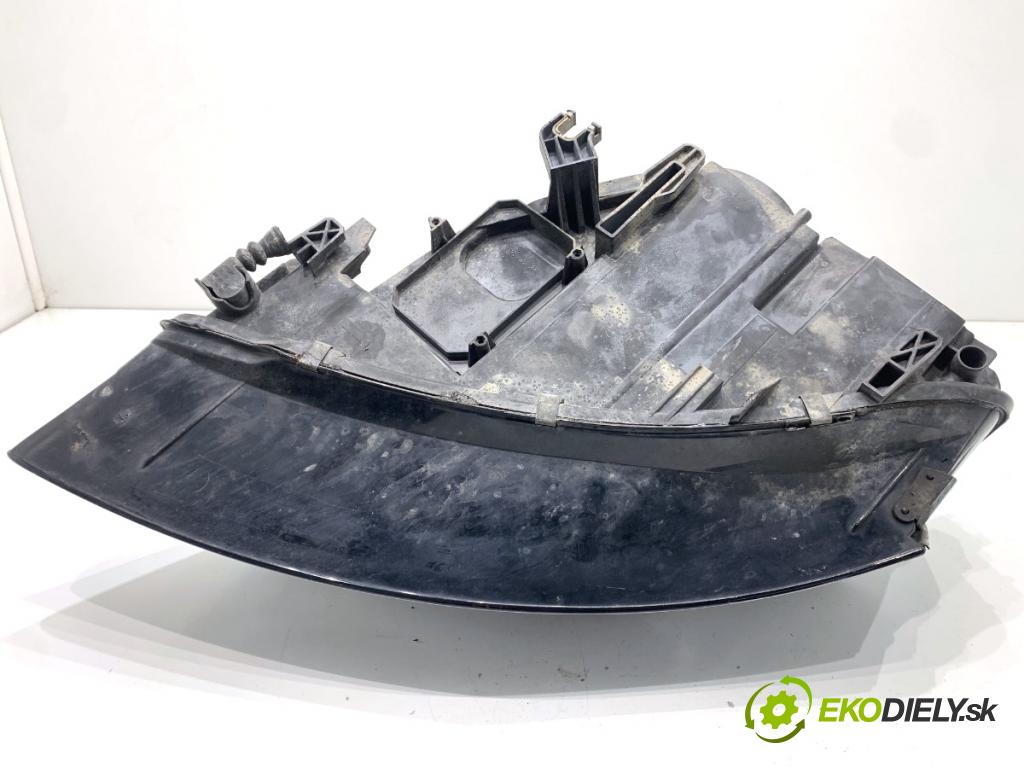 AUDI A4 B8 Kombi 2011 125 kW 2.0 TDI quattro 1968 Svetlomet pravy predný XENON LED 8K0941030P