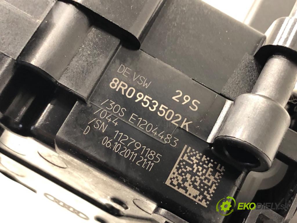 AUDI A4 B8 Kombi 2011 125 kW 2.0 TDI quattro 1968 Prepínač kombinovaný 8R0953502K (Prepínacie páčky pod volantom)