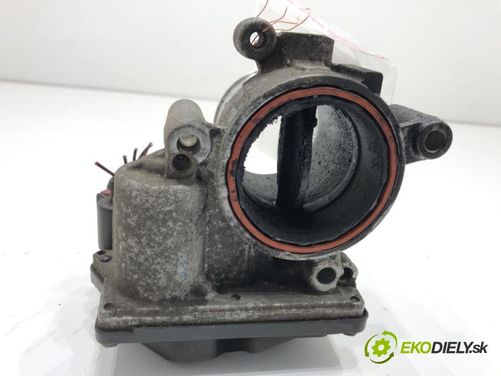 AUDI A4 B8 Kombi 2011 125 kW 2.0 TDI quattro 1968 Škrtiaca klapka 03L128063E (Škrtiaca klapka)