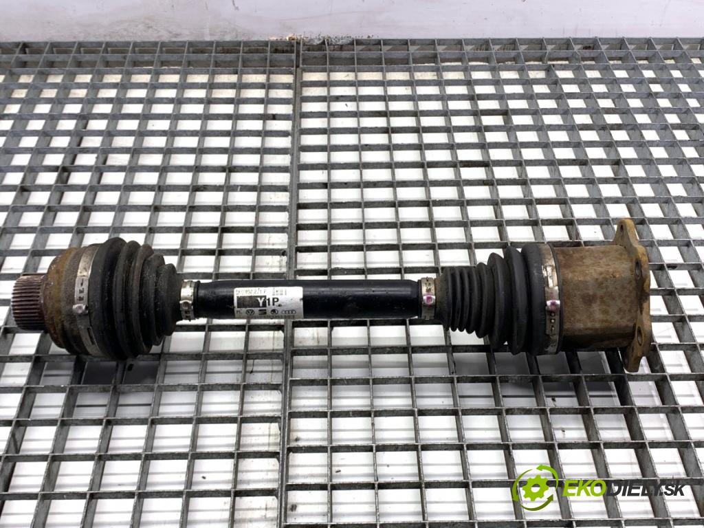 AUDI A4 B8 Kombi 2011 125 kW 2.0 TDI quattro 1968 poloos pravý přední část 8K0407271P