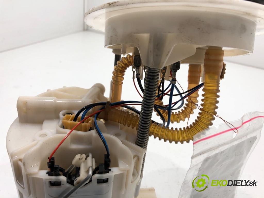 AUDI A4 B8 Kombi 2011 125 kW 2.0 TDI quattro 1968 Pumpa paliva