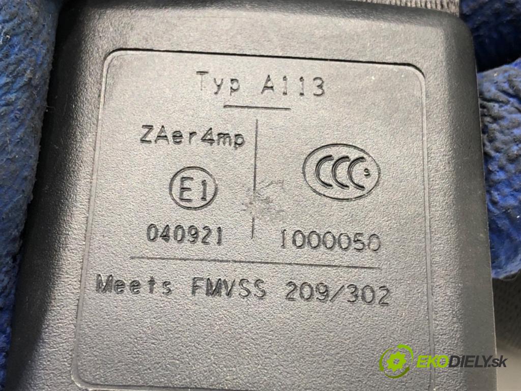 AUDI A4 B8 Kombi 2011 125 kW 2.0 TDI quattro 1968 Držiak BEZPEČNOSŤ ľavy predný 8K1857705