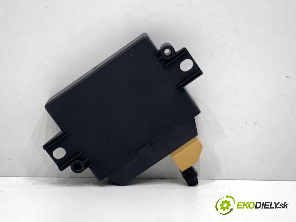 AUDI A4 B8 Kombi 2011 125 kW 2.0 TDI quattro 1968 Modul PDC 8K0919475T (Riadiaca jednotka ostatné)