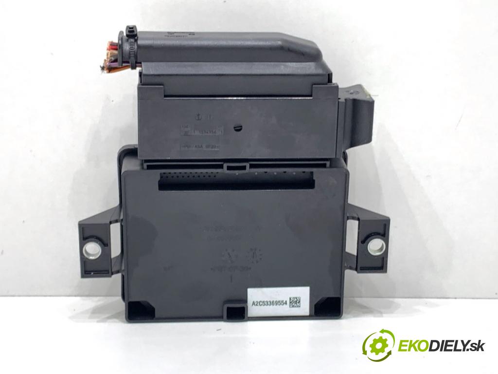 AUDI A4 B8 Kombi 2011 125 kW 2.0 TDI quattro 1968 Modul brzdy ručnej brzdy 8K0907801H