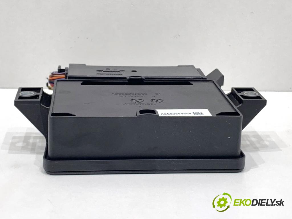 AUDI A4 B8 Kombi 2011 125 kW 2.0 TDI quattro 1968 Modul brzdy ručnej brzdy 8K0907801H