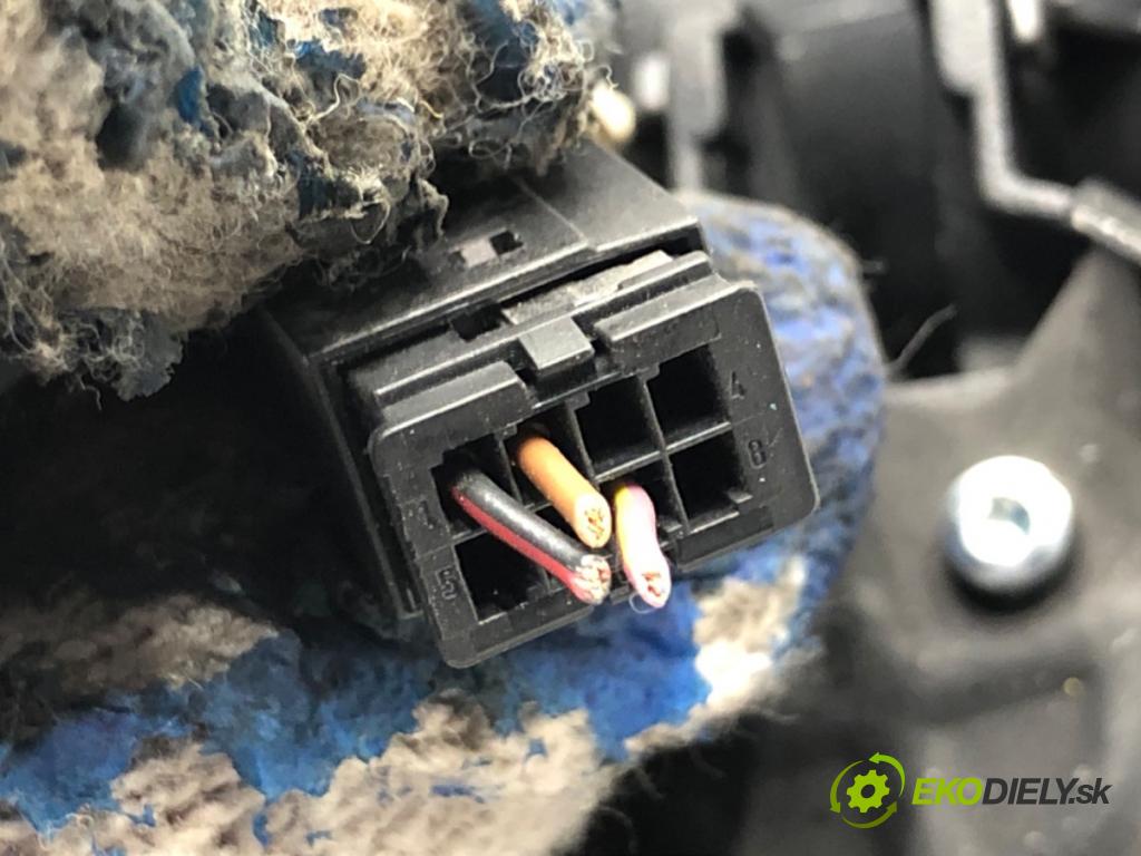 AUDI A4 B8 Kombi 2011 125 kW 2.0 TDI quattro 1968 Spätné zrkadlo vnútorné 8T0857593 (Spätné zrkadlo vnútorné)