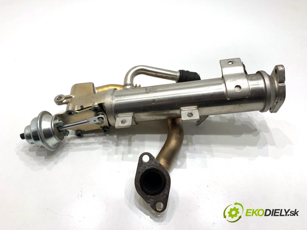 AUDI A4 B8 Kombi 2011 125 kW 2.0 TDI quattro 1968 chladič EGR 2002287