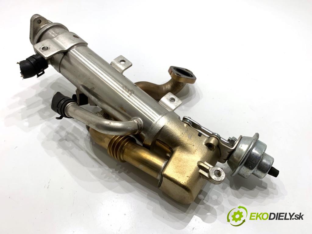 AUDI A4 B8 Kombi 2011 125 kW 2.0 TDI quattro 1968 chladič EGR 2002287