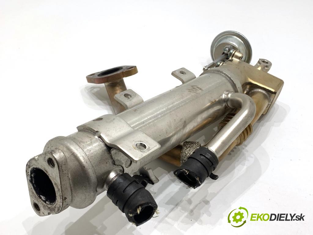 AUDI A4 B8 Kombi 2011 125 kW 2.0 TDI quattro 1968 chladič EGR 2002287