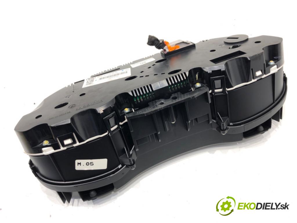 AUDI A4 B8 Kombi 2011 125 kW 2.0 TDI quattro 1968 prístrojovka 8K0920930N (Přístrojová deska)