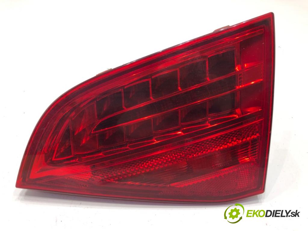 AUDI A4 B8 Kombi 2011 125 kW 2.0 TDI quattro 1968 Svetlo zad pravá vnútorná 8K9945094B (Kľučka dverí ostatné)