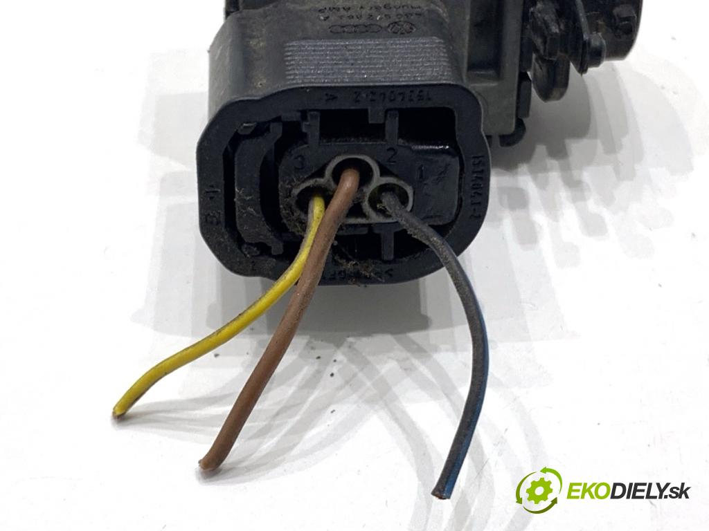 AUDI A4 B8 Kombi 2011 125 kW 2.0 TDI quattro 1968 Snímač kvality vzduchu 8K0907659A