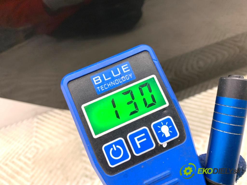 DACIA LOGAN II sedan 2019 54 kW 1.0 SCe 75 998 dveře pravý zadní část