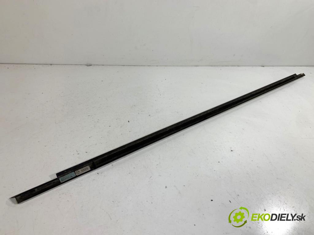 VW SHARAN nadwozie wielkoprzestrzenne (MPV) 2011 103 kW 2.0 TDI 1968 lišta Sbírání: zadní část pravý 7N0843470C