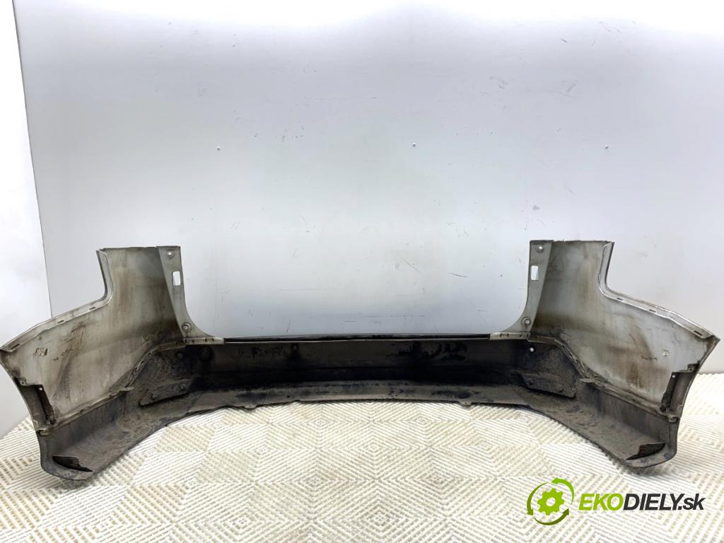FORD FOCUS III Kombi 2016 88 kW 1.5 TDCi 1499 Nárazník zad  (Kľučka dverí ostatné)