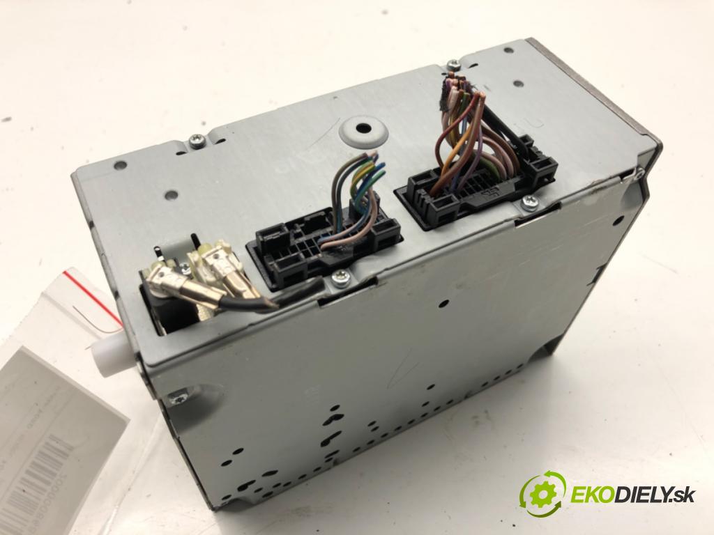 FORD FOCUS III Kombi 2016 88 kW 1.5 TDCi 1499 RADIO F1BT-18C815-GK (Audio zariadenie)