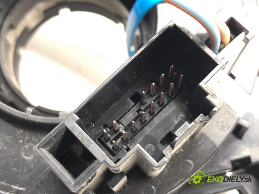 FORD FOCUS III Kombi 2016 88 kW 1.5 TDCi 1499 kroužek slimák airbag AND761002D (Airbag)