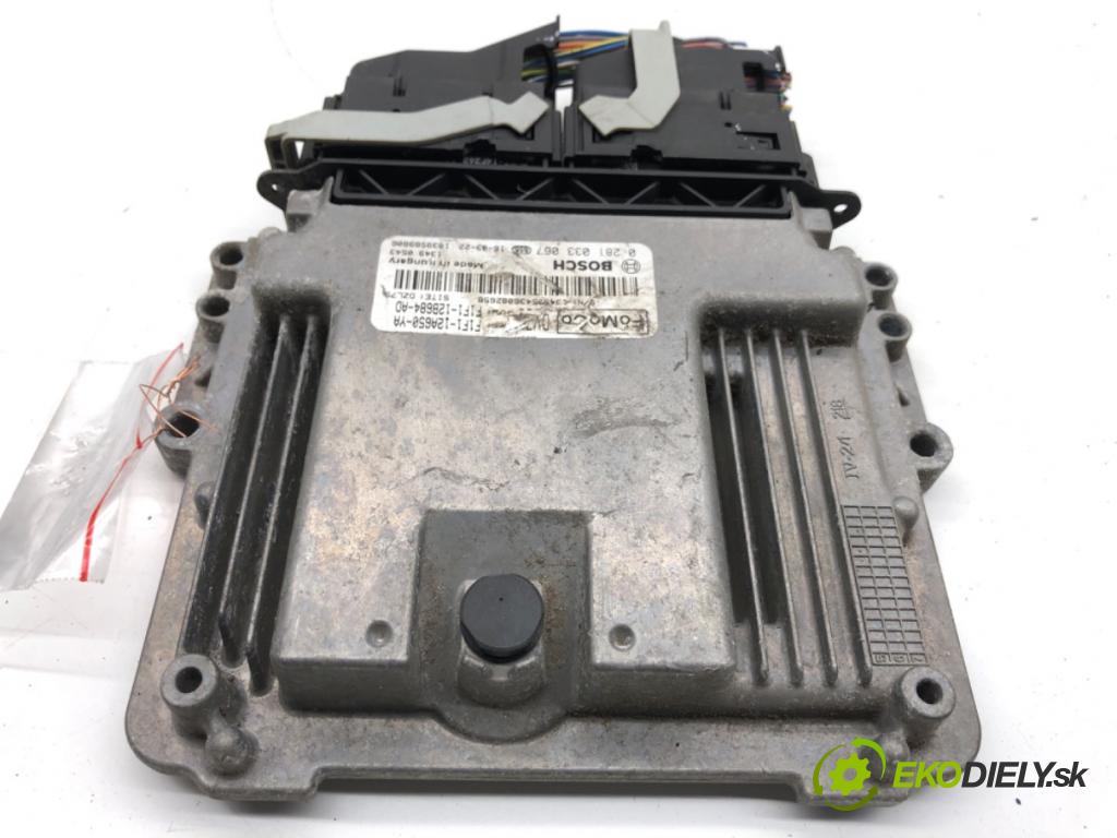 FORD FOCUS III Kombi 2016 88 kW 1.5 TDCi 1499 řídící jednotka motora F1F1-12A650-YA 0281033067 (Řídicí jednotka)