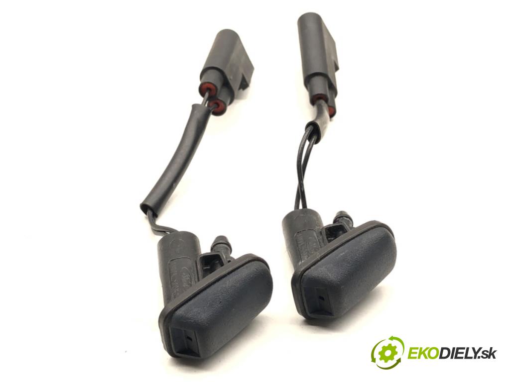 FORD FOCUS III Kombi 2016 88 kW 1.5 TDCi 1499 ostřikovače ostřikovačů F1EB-17666-AB