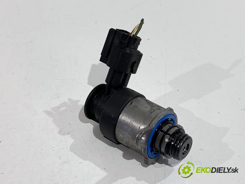 FORD FOCUS III Kombi 2016 88 kW 1.5 TDCi 1499 Regulátor tlaku paliva 0928400779 (Palivový systém ostatné)