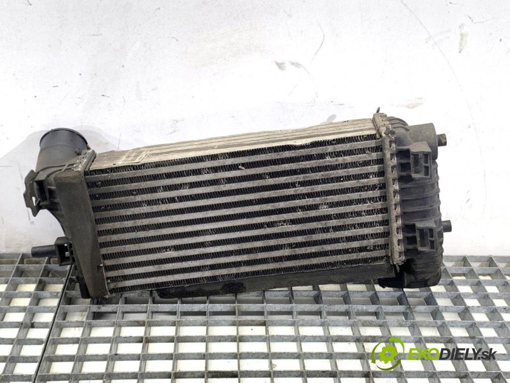 FORD FOCUS III Kombi 2016 88 kW 1.5 TDCi 1499 intercooler BV61-9L440-CK (Intercooler (chladič stlačeného vzduchu))