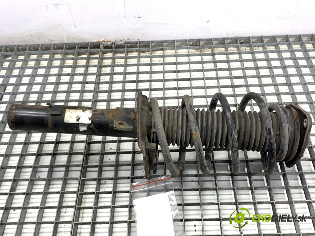 FORD FOCUS III Kombi 2016 88 kW 1.5 TDCi 1499 tlumič pravý přední část ZE 