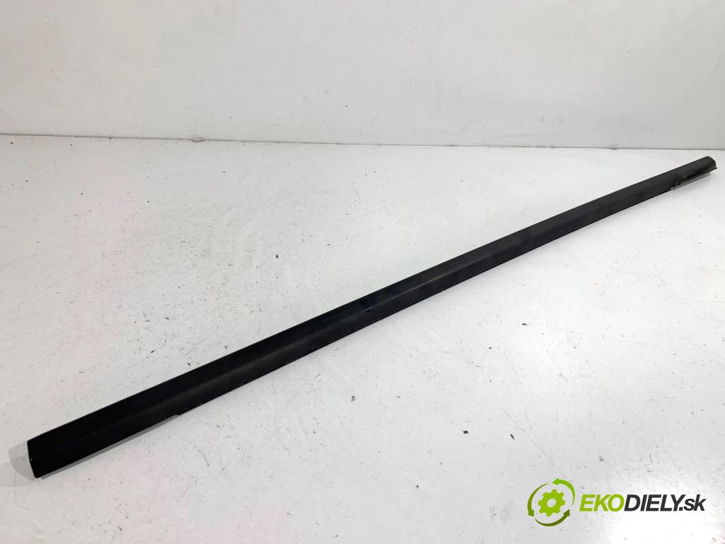 FORD FOCUS III Kombi 2016 88 kW 1.5 TDCi 1499 Lišta Sbírání: predný ľavy 