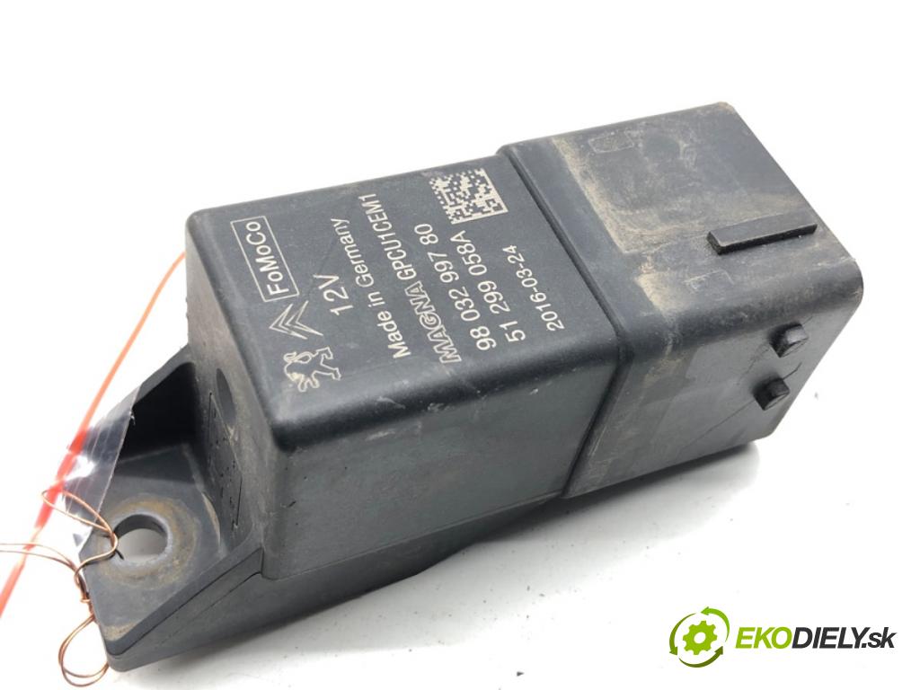 FORD FOCUS III Kombi 2016 88 kW 1.5 TDCi 1499 relé svíček žhavení 9803299780 (Relé)