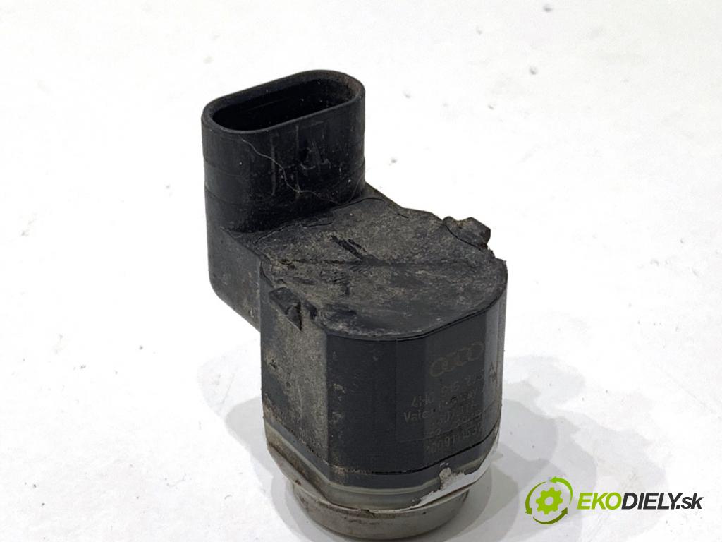 AUDI A4 B8 Kombi 2011 125 kW 2.0 TDI quattro 1968 snímač PDC 4H0919275A