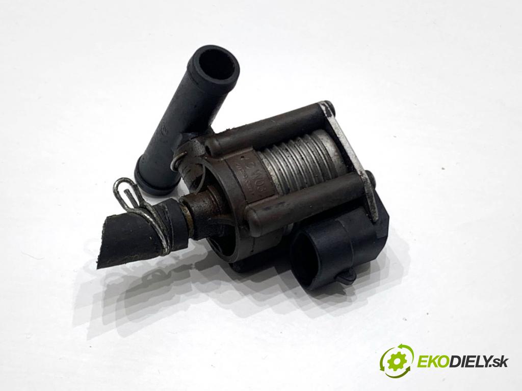 BMW E60 sedan 2004 170 kW 530 i 2979 vstrekovač LPG 67R-017294