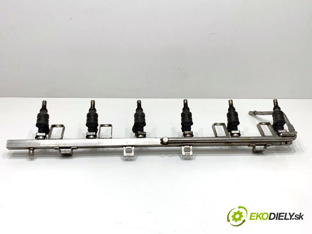 BMW E60 sedan 2004 170 kW 530 i 2979 Lišta vstrekovacia INJEKCIA: 1439800