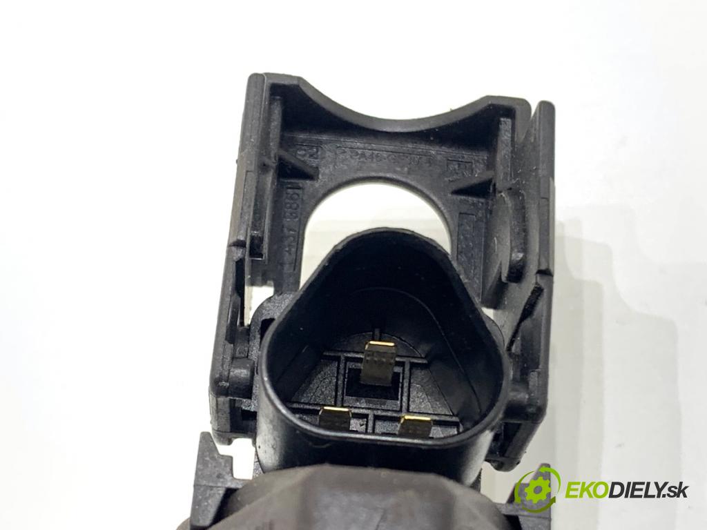 BMW E60 sedan 2004 170 kW 530 i 2979 cívka zapalovací 0221504464 (Zážehová cívka)