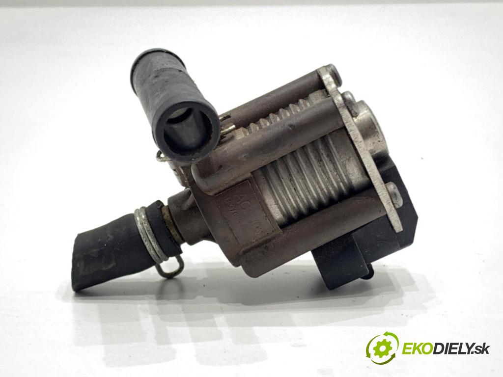 BMW E60 sedan 2004 170 kW 530 i 2979 vstrekovač LPG 67R-017294