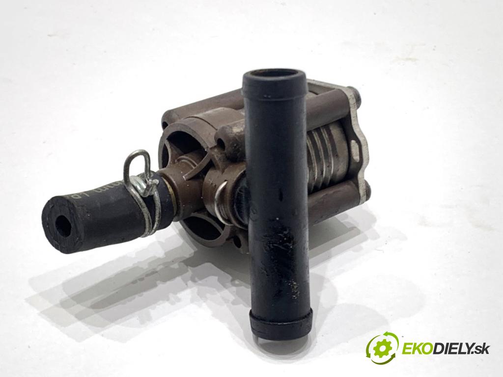 BMW E60 sedan 2004 170 kW 530 i 2979 vstřikovač LPG 67R-017294