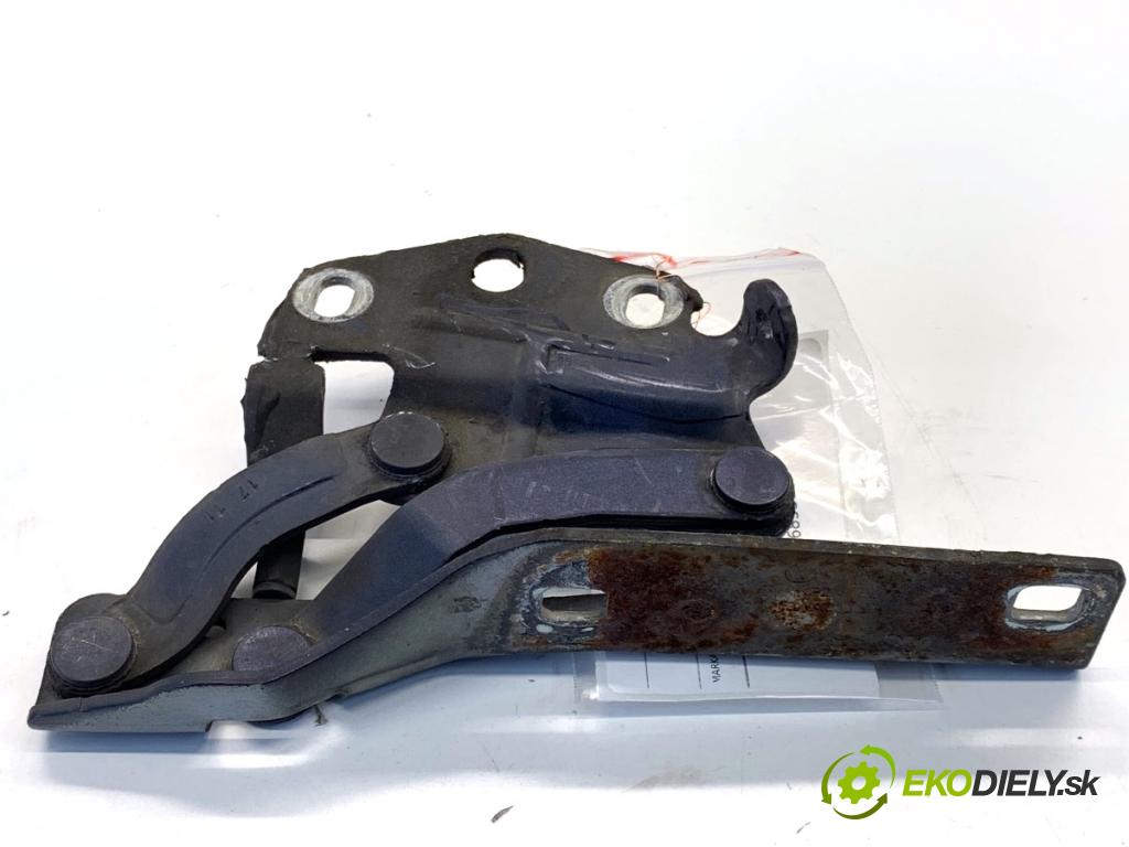 VW PASSAT B7 Kombi 2011 125 kW 2.0 TDI 1968 Záves kapoty pravy predný 