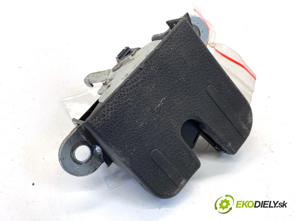 VW PASSAT B7 Kombi 2011 125 kW 2.0 TDI 1968 zámok dveří zadní část 1K6827505C