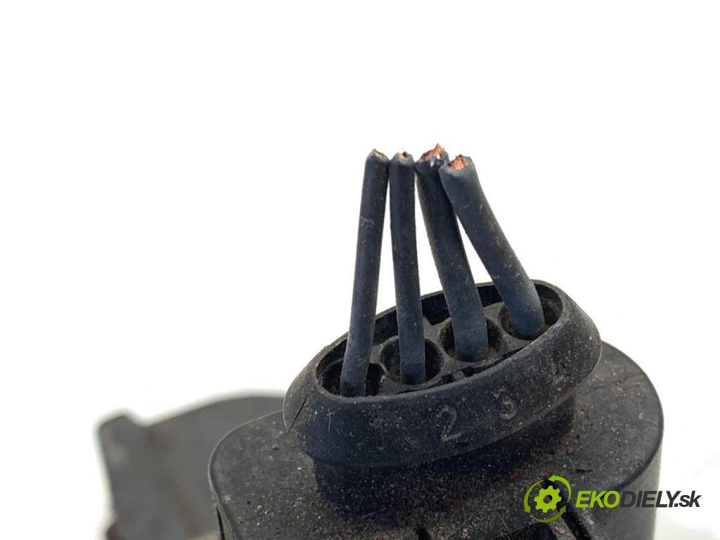 VW PASSAT B7 Kombi 2011 125 kW 2.0 TDI 1968 zámok dveří zadní část 1K6827505C