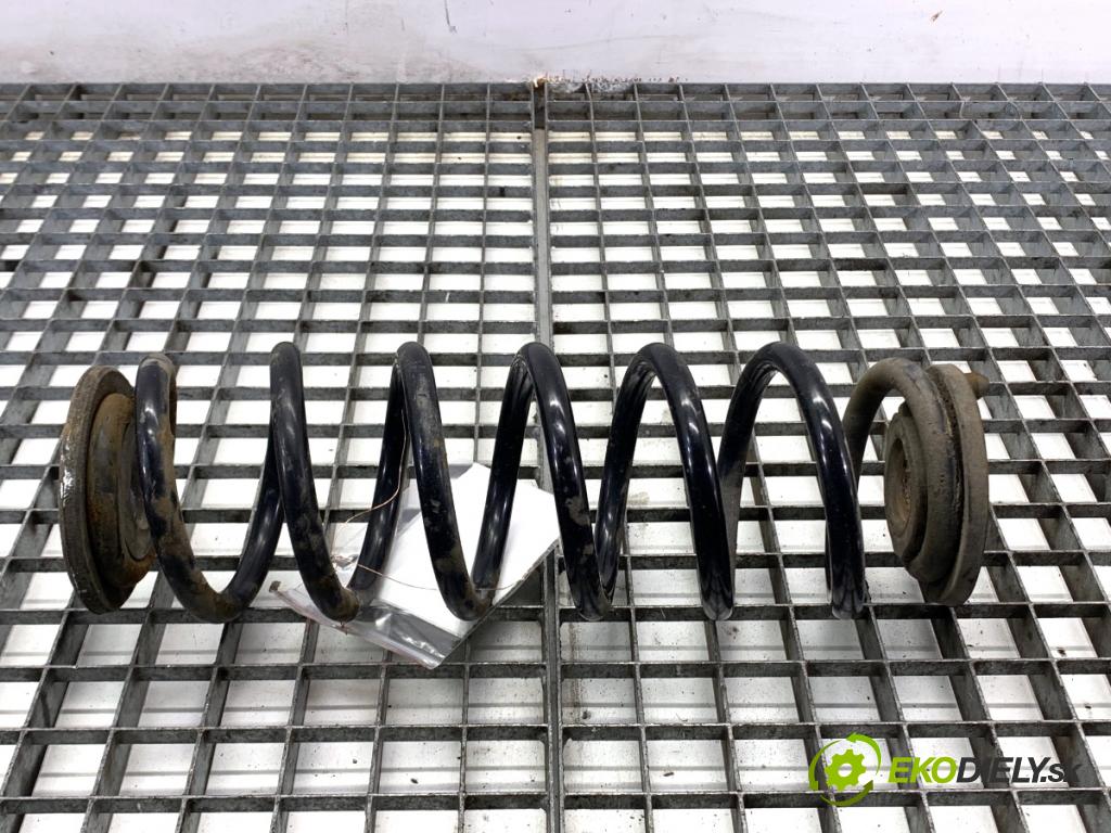 VW PASSAT B7 Kombi 2011 125 kW 2.0 TDI 1968 Pružina zad  (Kľučka dverí ostatné)