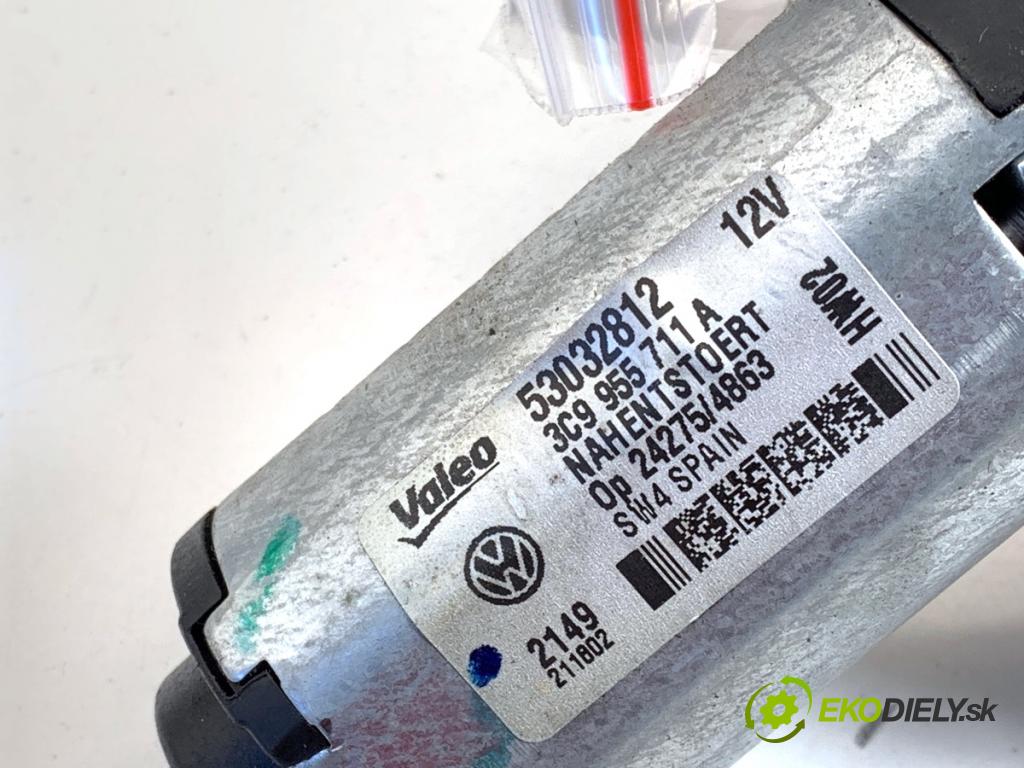 VW PASSAT B7 Kombi 2011 125 kW 2.0 TDI 1968 motor stěračů zadní část 3C9955711A
