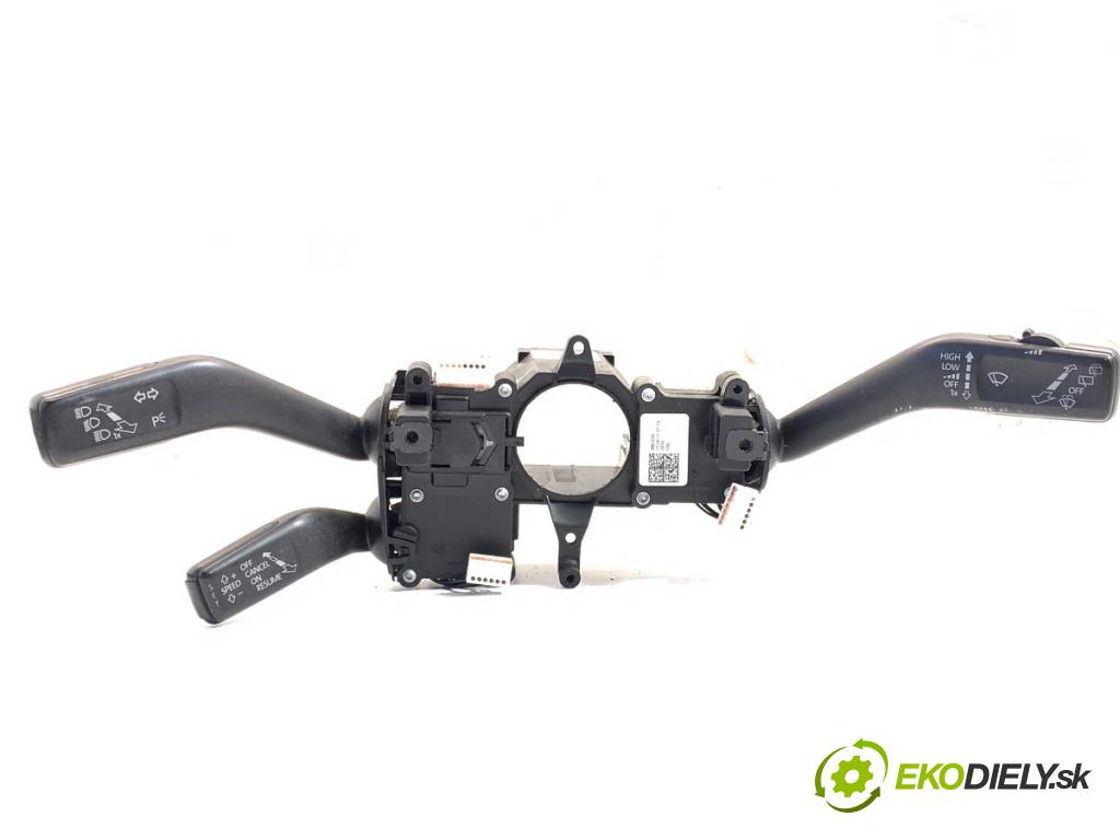 VW PASSAT B7 Kombi 2011 125 kW 2.0 TDI 1968 přepínač kombinovaný 3C9953501BN (Páčky pod volantem)