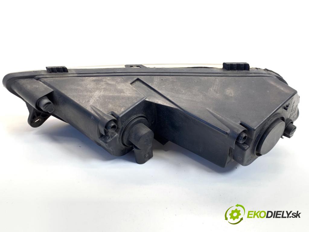 VW PASSAT B7 Kombi 2011 125 kW 2.0 TDI 1968 Hmlové svetlo, hmlovka pravy predný