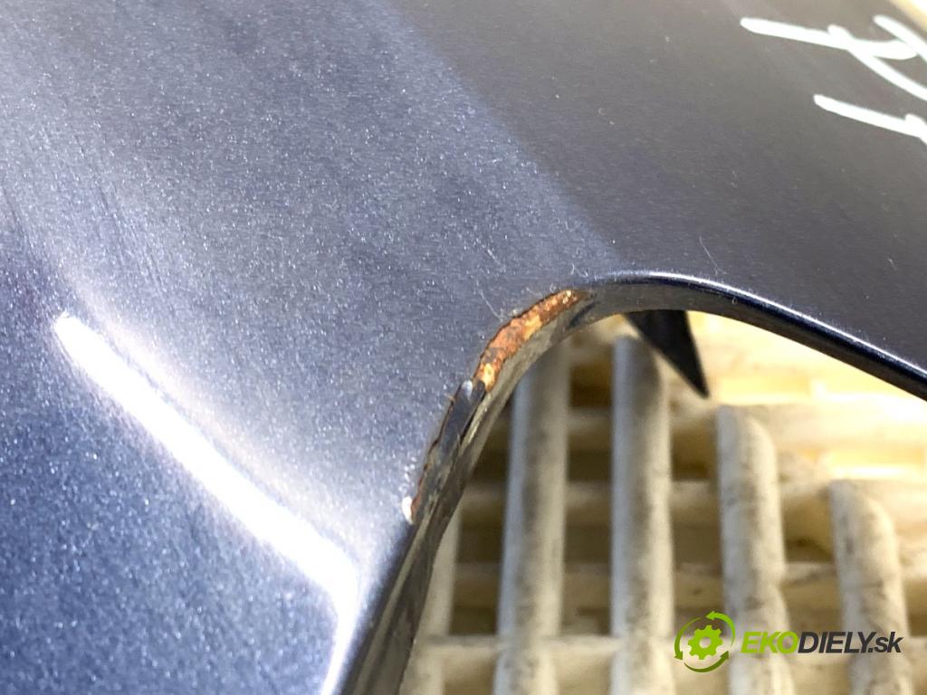 VW PASSAT B7 Kombi 2011 125 kW 2.0 TDI 1968 Blatník pravy predný