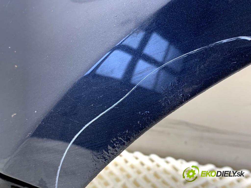 VW PASSAT B7 Kombi 2011 125 kW 2.0 TDI 1968 Blatník ľavy predný