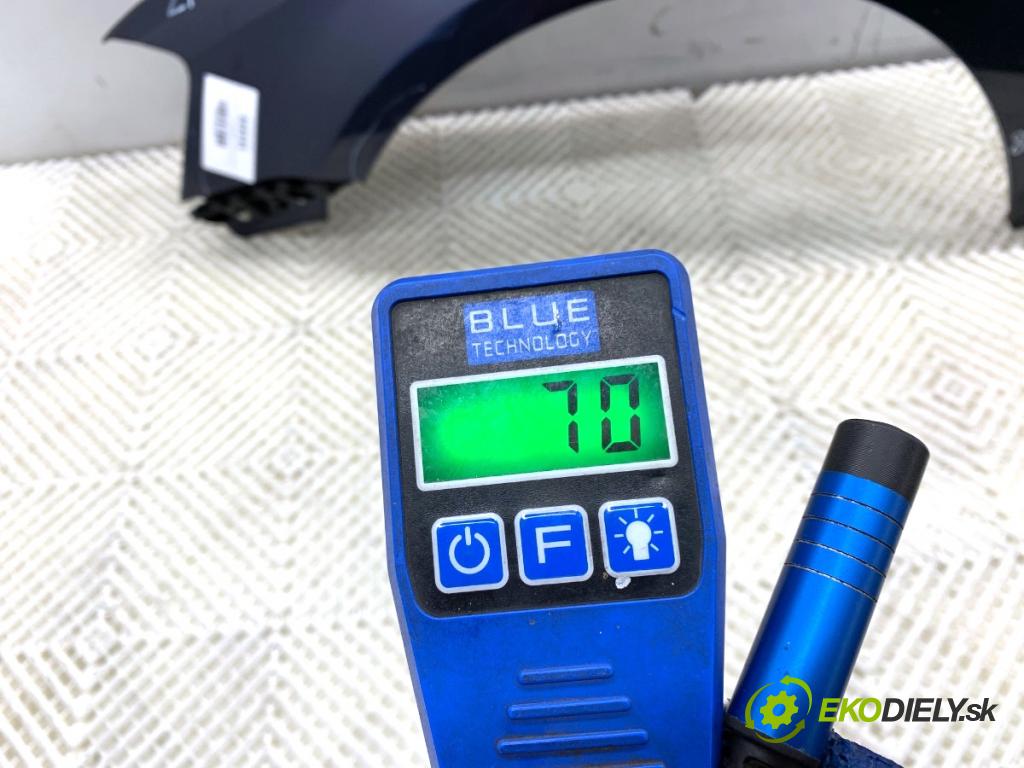 VW PASSAT B7 Kombi 2011 125 kW 2.0 TDI 1968 Blatník ľavy predný